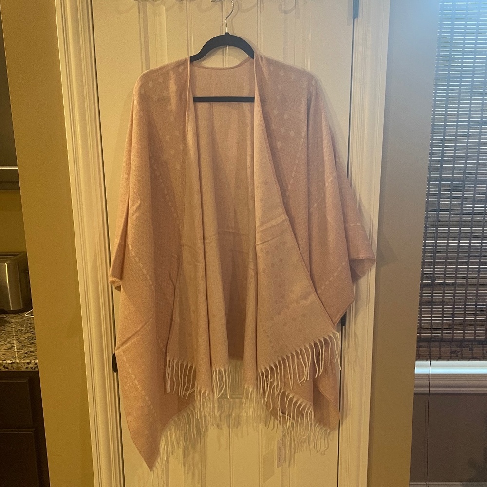 Gentle Fawn Kimono; Blush and White; Size XS/S